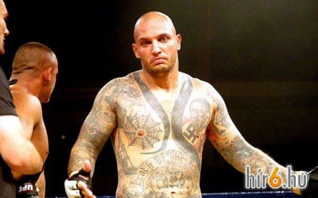 FOTO: Exclus pentru tatuaje FASCISTE FOTO: Exclus pentru tatuaje FASCISTE