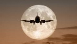Super Luna din 23 iunie: Luna plină, mai mare şi mai strălucitoare decât în oricare altă noapte din 2013 Super Luna din 23 iunie: Luna plină, mai mare şi mai strălucitoare decât în oricare altă noapte din 2013