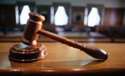 O avocată din Soroca a fost prinsă cu 6000 de dolari mită O avocată din Soroca a fost prinsă cu 6000 de dolari mită