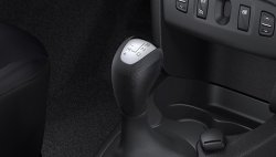 Dacia va lansa în primăvară pe plan local versiunile Logan şi Sandero cu transmisie „automată” Dacia va lansa în primăvară pe plan local versiunile Logan şi Sandero cu transmisie „automată”