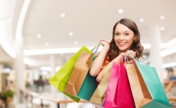 (UTIL) Cum te ajută terapia prin cumpărături (UTIL) Cum te ajută terapia prin cumpărături