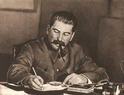 Portret. Stalin, de la exilul în Siberia la șefia supremă a URSS Portret. Stalin, de la exilul în Siberia la șefia supremă a URSS