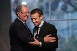Franța: Un ministru implicat într-o anchetă a părăsit guvernul Franța: Un ministru implicat într-o anchetă a părăsit guvernul