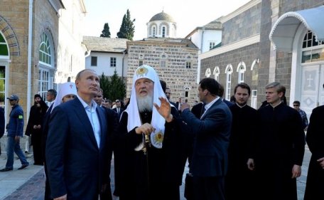 Unde se iau deciziile la Moscova: organizațiile secrete, înlocuite de vizitele de pe Athos Unde se iau deciziile la Moscova: organizațiile secrete, înlocuite de vizitele de pe Athos