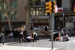 Barcelona. Bilanțul victimelor a crescut la 14 morți; principalul suspect este încă în libertate Barcelona. Bilanțul victimelor a crescut la 14 morți; principalul suspect este încă în libertate