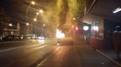 Un autobuz a luat foc în mers. PANICĂ în rândul călătorilor / FOTO Un autobuz a luat foc în mers. PANICĂ în rândul călătorilor / FOTO