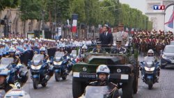 VIDEO. Emmanuel Macron, booed on a French day parade VIDEO. Emmanuel Macron, booed on a French day parade