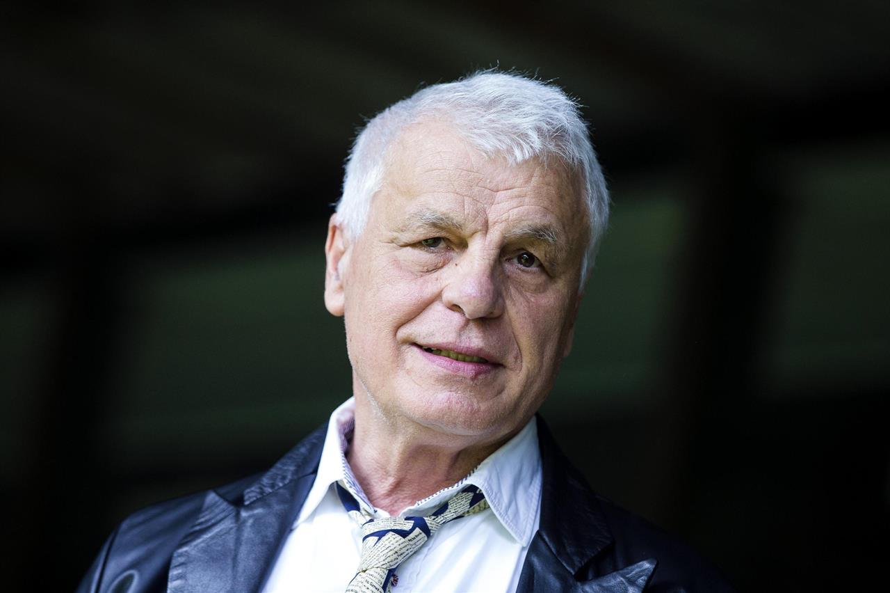 Îl mai ții minte pe comisarul Corrado Cattani din serialul Caracatița? Uite cum arată acum | Actualitate