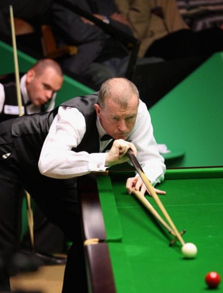 Legendarul Steve Davis a acces în optimile Campionatului Mondial Legendarul Steve Davis a acces în optimile Campionatului Mondial