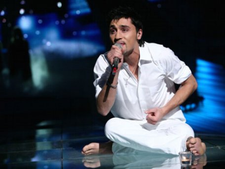 Dima Bilan va concerta în Piaţa Marii Adunări Naţionale Dima Bilan va concerta în Piaţa Marii Adunări Naţionale