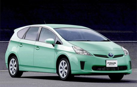 O nouă provocare de la Toyota – Prius Alpha O nouă provocare de la Toyota – Prius Alpha