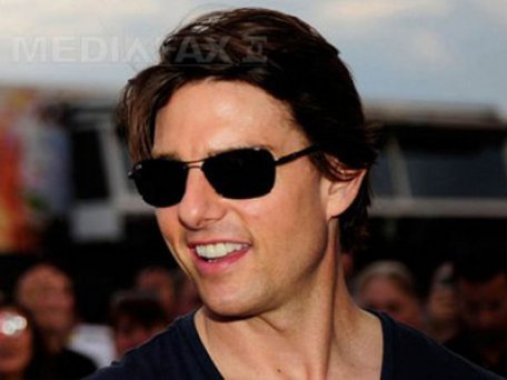 Tom Cruise a urcat pe scenă alături de Black Eyed Peas, într-un concert la Londra Tom Cruise a urcat pe scenă alături de Black Eyed Peas, într-un concert la Londra