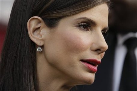 Sandra Bullock a făcut senzaţie la MTV Music Award Sandra Bullock a făcut senzaţie la MTV Music Award