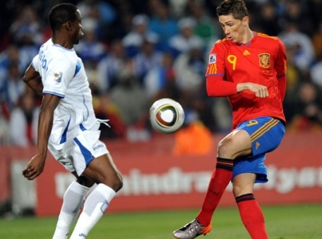 Fără emoţii!!! Spania – Honduras 2-0 Fără emoţii!!! Spania – Honduras 2-0