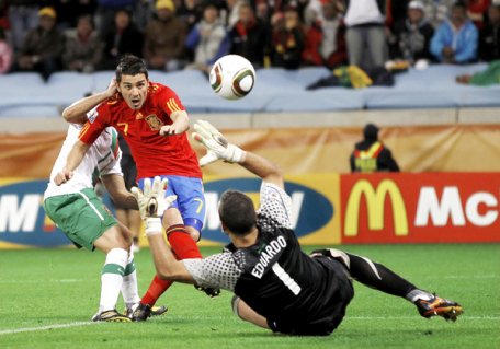 David Villa a mai rezolvat un meci: Spania - Portugalia 1-0 David Villa a mai rezolvat un meci: Spania - Portugalia 1-0