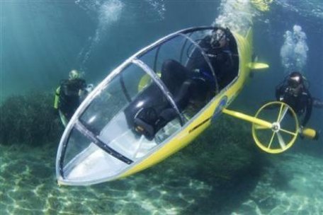 Submarin cu...pedale Submarin cu...pedale