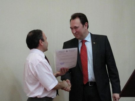Primii executori judecătoreşti privaţi au primit licenţe de activitate Primii executori judecătoreşti privaţi au primit licenţe de activitate