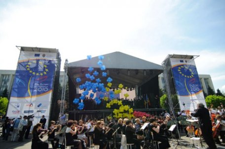 Ziua Europei devine o tradiţie pentru Moldova Ziua Europei devine o tradiţie pentru Moldova