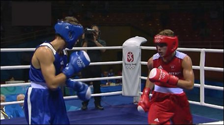 Opt boxeri moldoveni au plecat în Turcia Opt boxeri moldoveni au plecat în Turcia