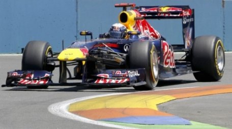 Formula 1: Vettel pleacă din pole position la Valencia. CURSA ÎNCEPE la ora 15:00 Formula 1: Vettel pleacă din pole position la Valencia. CURSA ÎNCEPE la ora 15:00