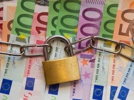 Top 10 ţări care pot intra în incapacitate de plată Top 10 ţări care pot intra în incapacitate de plată