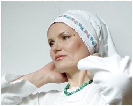 Zinaida Bolboceanu construieşte poduri de raze prin cântec… Zinaida Bolboceanu construieşte poduri de raze prin cântec…