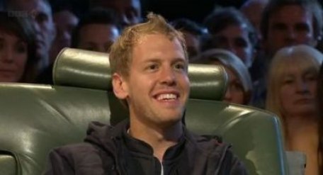 VIDEO: Sebastian Vettel la emisiunea TOP GEAR. A dezvăluit cum îşi botează maşinile! VIDEO: Sebastian Vettel la emisiunea TOP GEAR. A dezvăluit cum îşi botează maşinile!