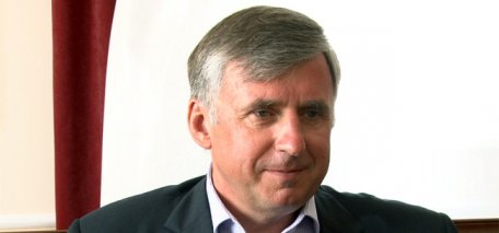 Ion Sturza: Următorul preşedinte al RM va fi născut prin fraudă sau corupere Ion Sturza: Următorul preşedinte al RM va fi născut prin fraudă sau corupere