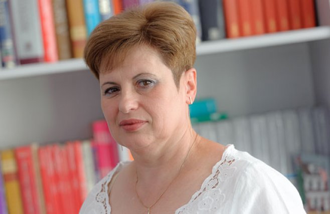 Intalnirea cu femeia Celibamy 40 de ani caut un baiat pentru o noapte reghin