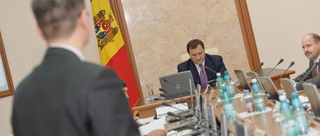 Filat cere o lege anti-raider: "Aceste acţiuni vizează securitatea statului" Filat cere o lege anti-raider: "Aceste acţiuni vizează securitatea statului"