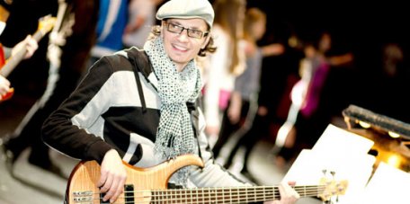 Alex Calancea, un instrumentist „open-minded” Alex Calancea, un instrumentist „open-minded”