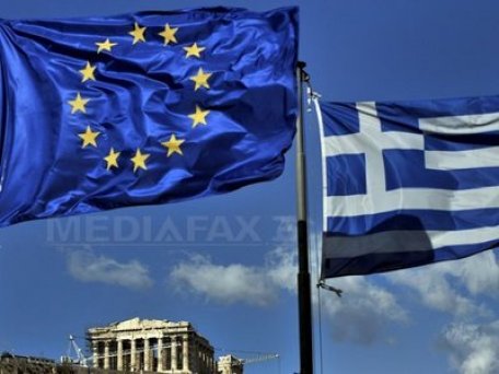 Grecia scapă de faliment: Miniştrii Finanţelor din zona euro au aprobat tranşa de 8 miliarde euro Grecia scapă de faliment: Miniştrii Finanţelor din zona euro au aprobat tranşa de 8 miliarde euro