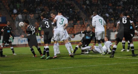 FC Vaslui a obținut o victorie istorică cu Sporting, iar Denis Zmeu a fost EROUL meciului FC Vaslui a obținut o victorie istorică cu Sporting, iar Denis Zmeu a fost EROUL meciului