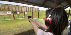 Competiţia la tir practic cu trei tipuri de arme va avea loc pe data de 24 decembrie la Chişinău Competiţia la tir practic cu trei tipuri de arme va avea loc pe data de 24 decembrie la Chişinău
