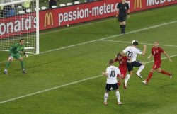 Germania învinge Portugalia cu 1 - 0 Germania învinge Portugalia cu 1 - 0