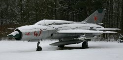 Statistici reale (XVIII) Ce se întâmplă în Rusia? În forţele armate aeriene ale FR se află în dotare 1800 de avioane de luptă de producţie sovietică. 1200 dintre acestea nu pot să zboare Statistici reale (XVIII) Ce se întâmplă în Rusia? În forţele armate aeriene ale FR se află în dotare 1800 de avioane de luptă de producţie sovietică. 1200 dintre acestea nu pot să zboare