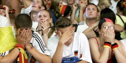 Lacrimi germane trucate de UEFA Lacrimi germane trucate de UEFA