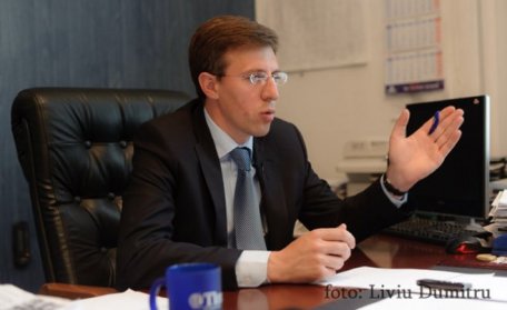 Chirtoacă: Vom ieși din gropile de pe drumuri Chirtoacă: Vom ieși din gropile de pe drumuri