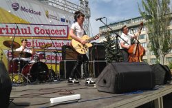 La Chișinău a avut loc primul concert alimentat cu energie solară La Chișinău a avut loc primul concert alimentat cu energie solară