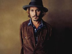 Johnny Depp va cumpăra un sit istoric de 3,9 milioane dolari pentru a-l restitui indienilor Sioux Johnny Depp va cumpăra un sit istoric de 3,9 milioane dolari pentru a-l restitui indienilor Sioux