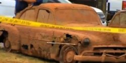 (VIDEO) Persoane dispărute de 40 ani, găsite în două mașini scufundate într-un lac din Oklahoma (VIDEO) Persoane dispărute de 40 ani, găsite în două mașini scufundate într-un lac din Oklahoma