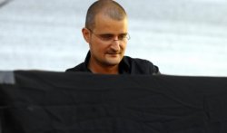 Mihai Câmpineanu de la Șuie Paparude A INTRAT ÎN COMĂ imediat după un concert Mihai Câmpineanu de la Șuie Paparude A INTRAT ÎN COMĂ imediat după un concert