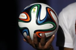 A fost lansată mingea Campionatului Mondial de Fotbal din Brazilia A fost lansată mingea Campionatului Mondial de Fotbal din Brazilia