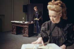 Teatrul Studio „Geneza Art”, un teatru care a luat naștere în familie Teatrul Studio „Geneza Art”, un teatru care a luat naștere în familie