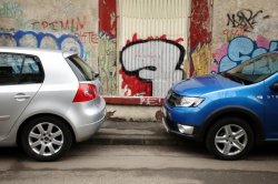 Maşină nouă sau second-hand? Cum alegem? 7 sfaturi utile Maşină nouă sau second-hand? Cum alegem? 7 sfaturi utile