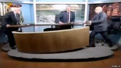 (VIDEO) Bătaie la un post TV din Iordania. Invitații au distrus mobilierul (VIDEO) Bătaie la un post TV din Iordania. Invitații au distrus mobilierul