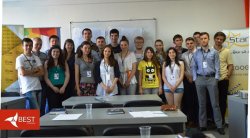 25 de studenți UTM au învățat cum să-și creeze o carieră de succes 25 de studenți UTM au învățat cum să-și creeze o carieră de succes