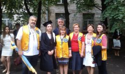 Leii ne dăruiesc cărți Leii ne dăruiesc cărți