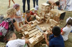 O afacere pentru copiii cu vârsta de la 1 la 99 de ani O afacere pentru copiii cu vârsta de la 1 la 99 de ani