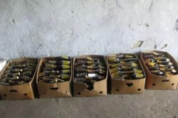 Peste 2 mii de sticle de coniac contrafăcut urmau să ajungă pe pieţele din capitală Peste 2 mii de sticle de coniac contrafăcut urmau să ajungă pe pieţele din capitală